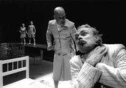 The Revisor by the Paardenkathedraal. Picture by Sjouke Dijkstra.